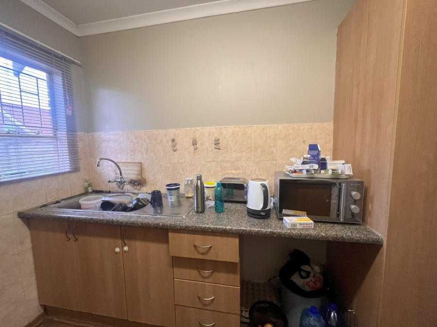 2 Bedroom Property for Sale in Midway Free State